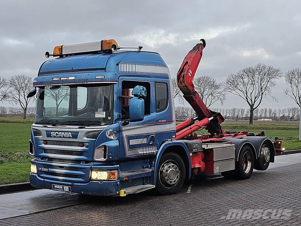 Scania P320 LOW ENTRY 6X2*4 HIAB 吊鉤式起重車