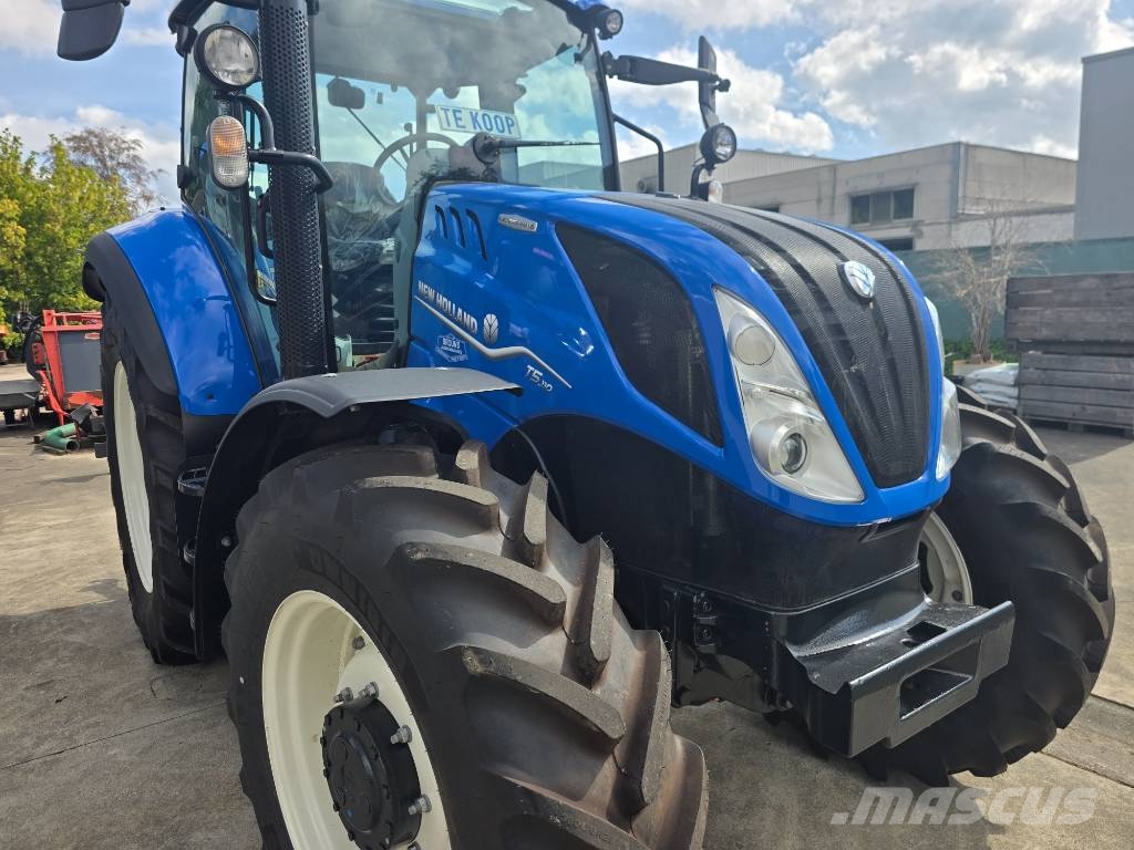 New Holland T5.110 Electrocommand Tractores