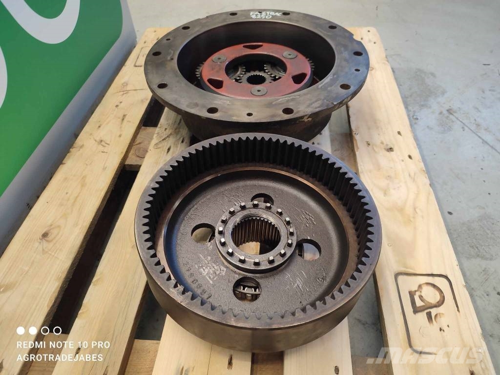 JCB Fastrac 8250 (8130691) portal axle Transmission