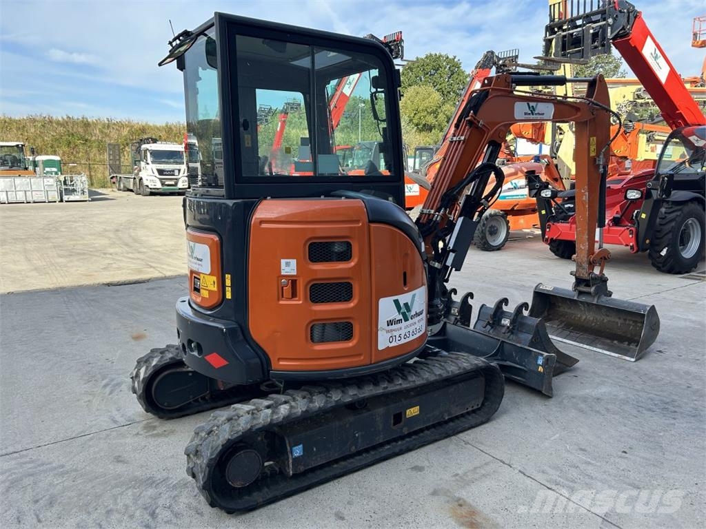 Hitachi ZX33U-6 (7740) Minigravemaskiner