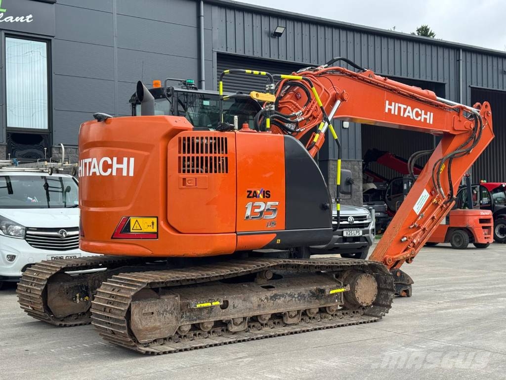 Hitachi ZX 135 US-7 Excavatoare pe șenile