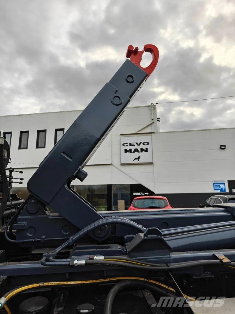 MAN TGX 26.400 Container Hyvalift Crane HIAB 144 Camiones polibrazo