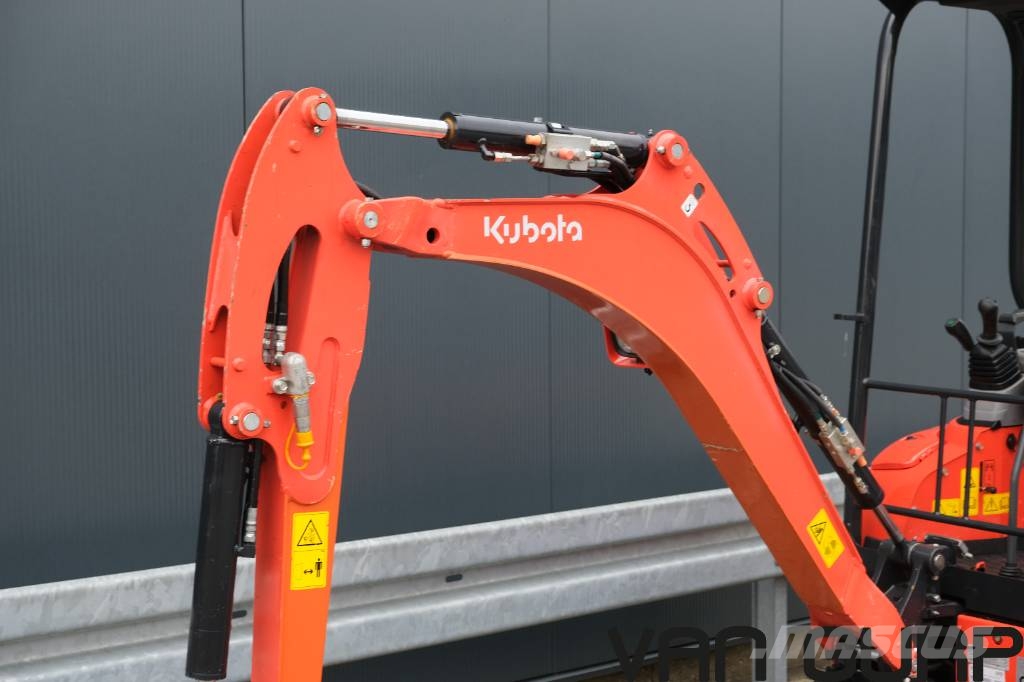 Kubota U 17-3 | 2022 | 783h 소형 굴삭기 7톤 미만