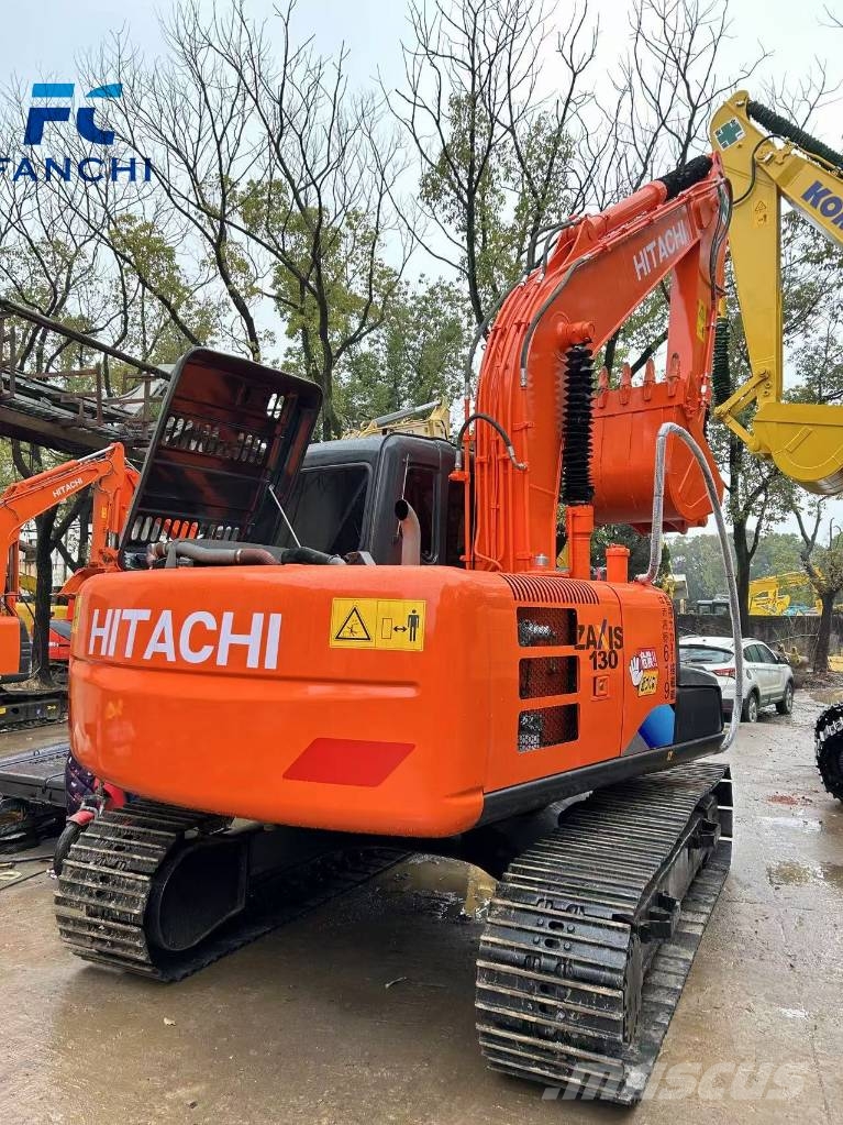 Hitachi ZX 130 履带挖掘机