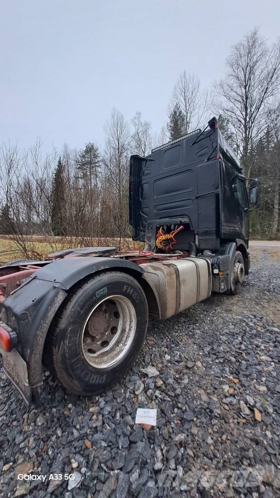 Sisu E11 Camiones tractor