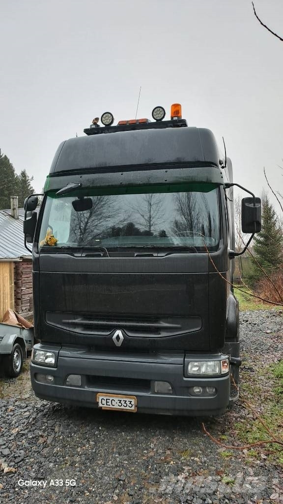 Sisu E11 Camiones tractor