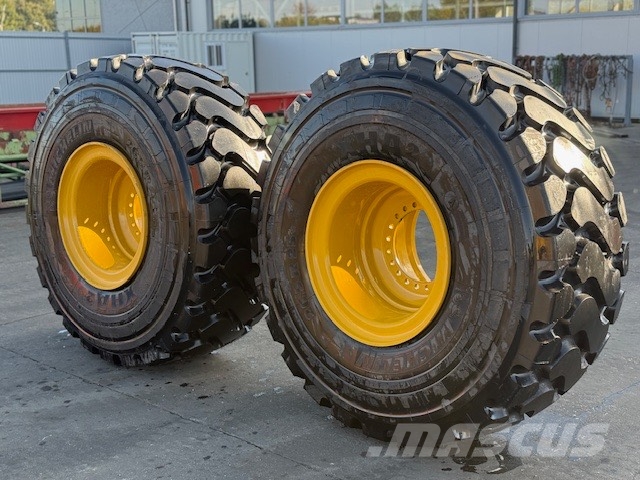 CAT 966 X NEW COMPLET 2 PCS 26.5R25 MICHELIN Gume, točkovi i felne