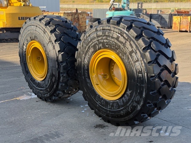 CAT 966 X NEW COMPLET 2 PCS 26.5R25 MICHELIN Gume, točkovi i felne