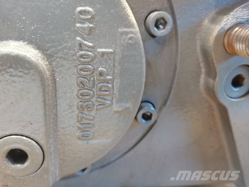 CLAAS Lexion .... Montana gearbox Transmission