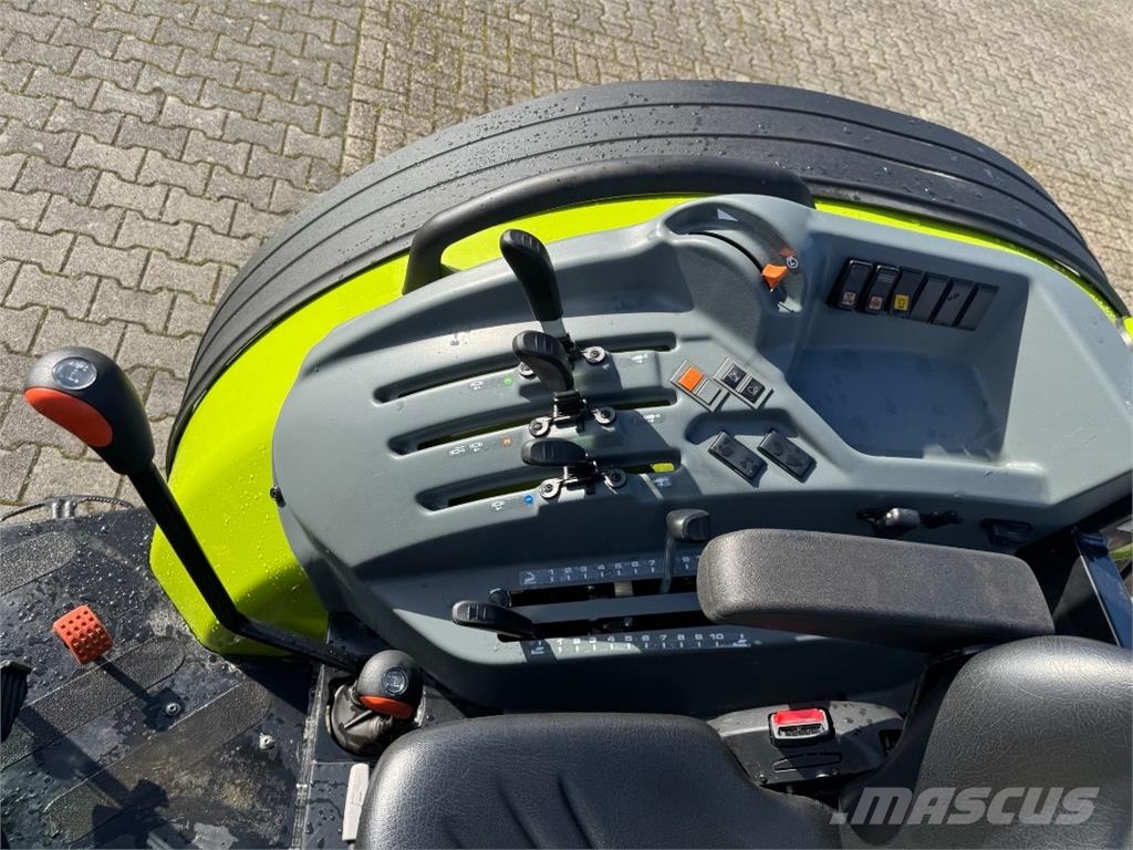 CLAAS Elios 210 트랙터