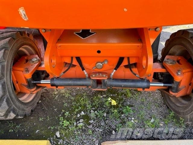 JLG 860 SJ Podnośniki teleskopowe