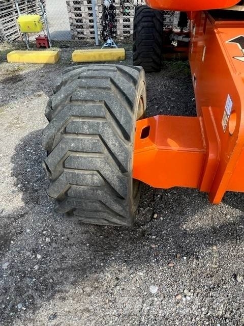 JLG 860 SJ Podnośniki teleskopowe