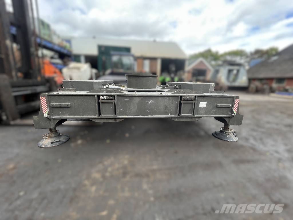 Sennebogen 825 Static undercarriage Waste / industry handlers