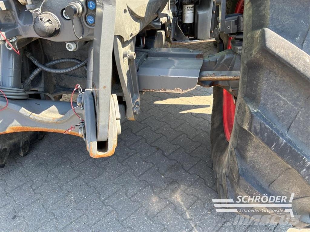 Fendt 724 VARIO S4 PROFI PLUS Tratores Agrícolas usados