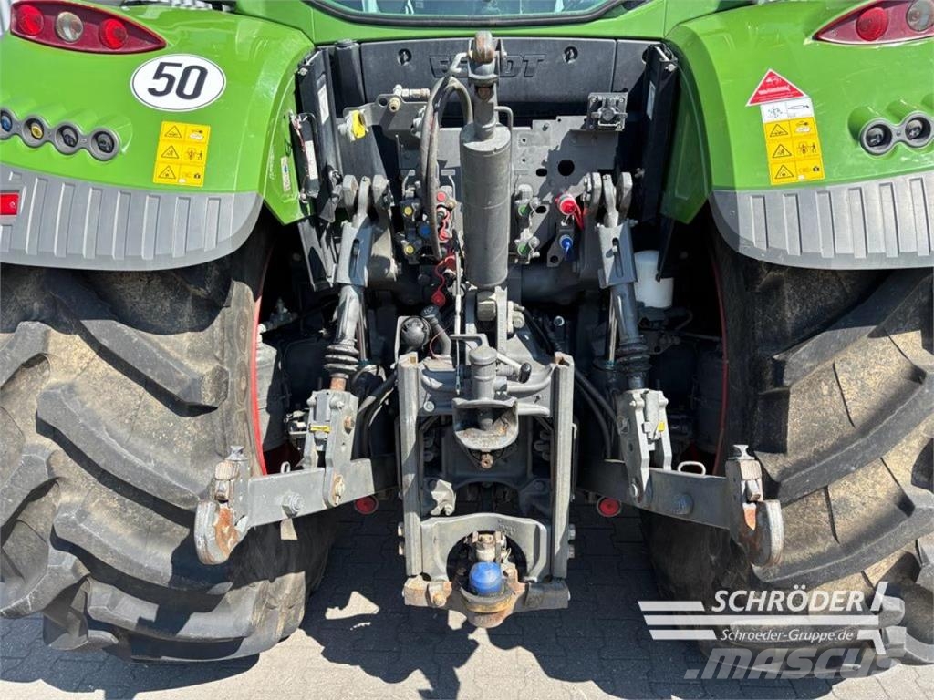 Fendt 724 VARIO S4 PROFI PLUS Tratores Agrícolas usados