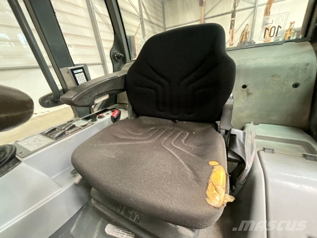 Kramer 750 Cargadoras sobre ruedas
