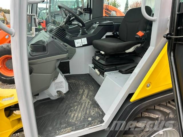Wacker Neuson WL 750 Radlader 43.000 EUR Iekrāvēji uz riteņiem