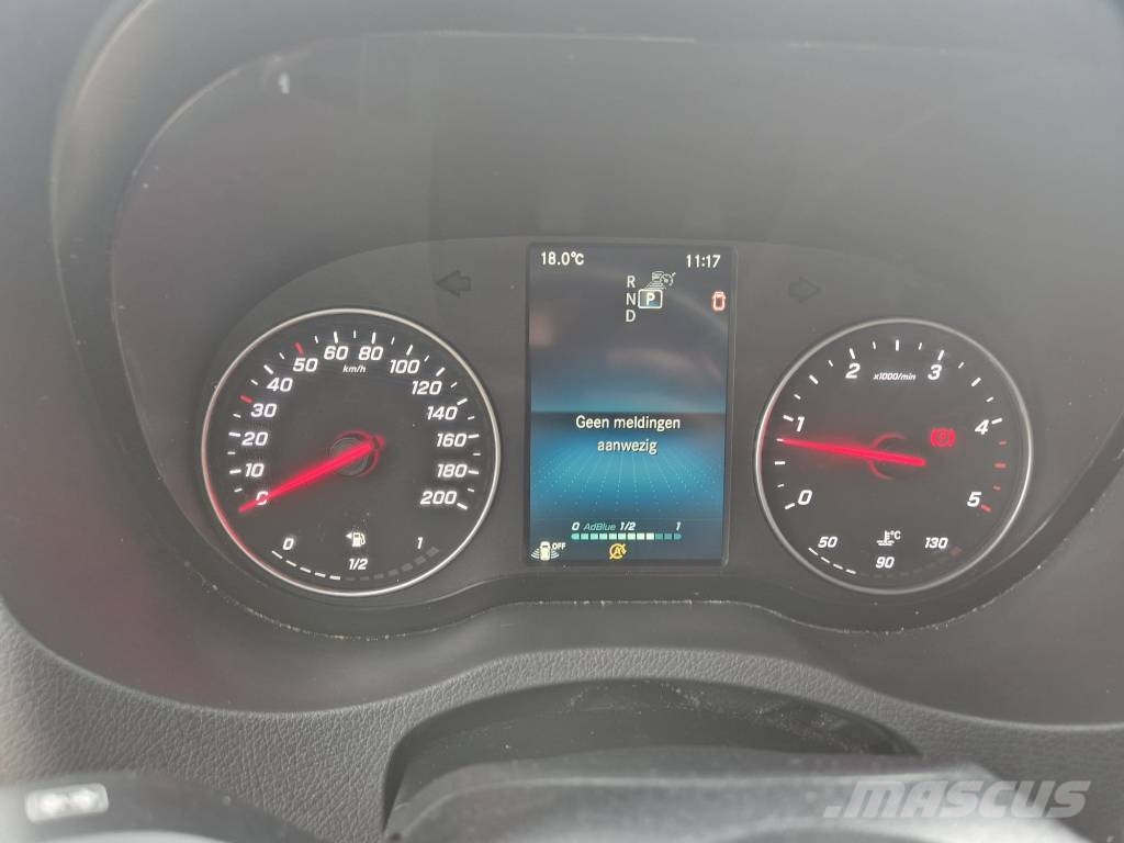 Mercedes-Benz Sprinter 215 CDI L2H3 Varebiler