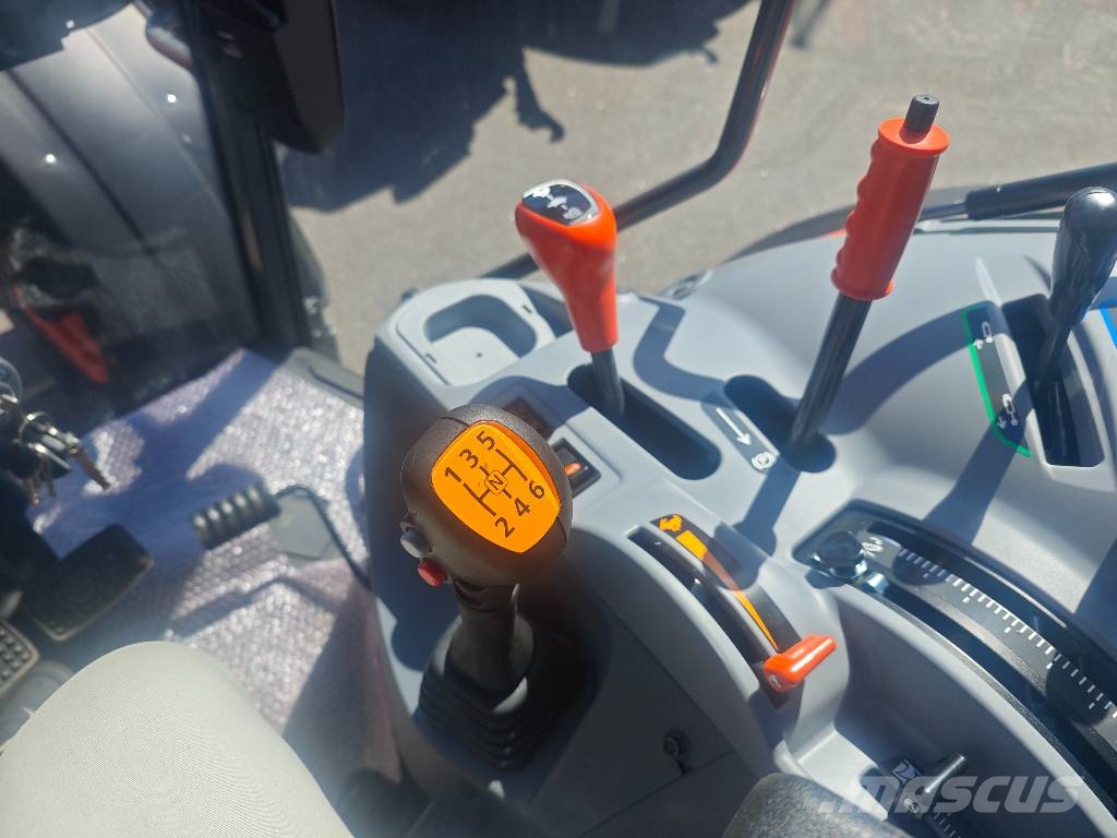 Kubota M 5-112 Traktori