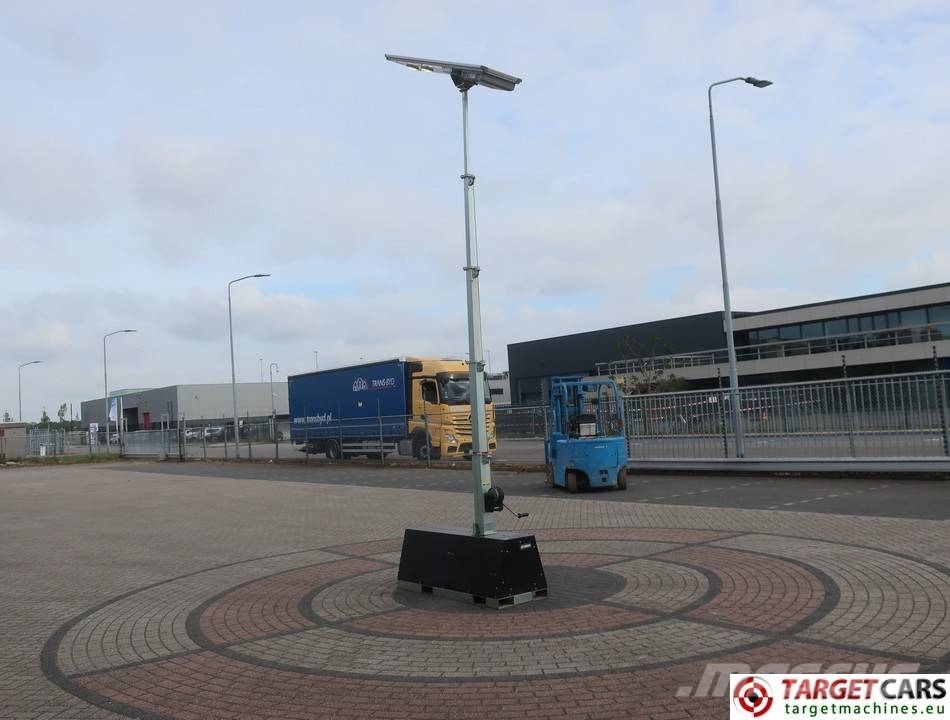 Trime X-Pole 2x25W Led Solar Tower Light Torres de iluminación