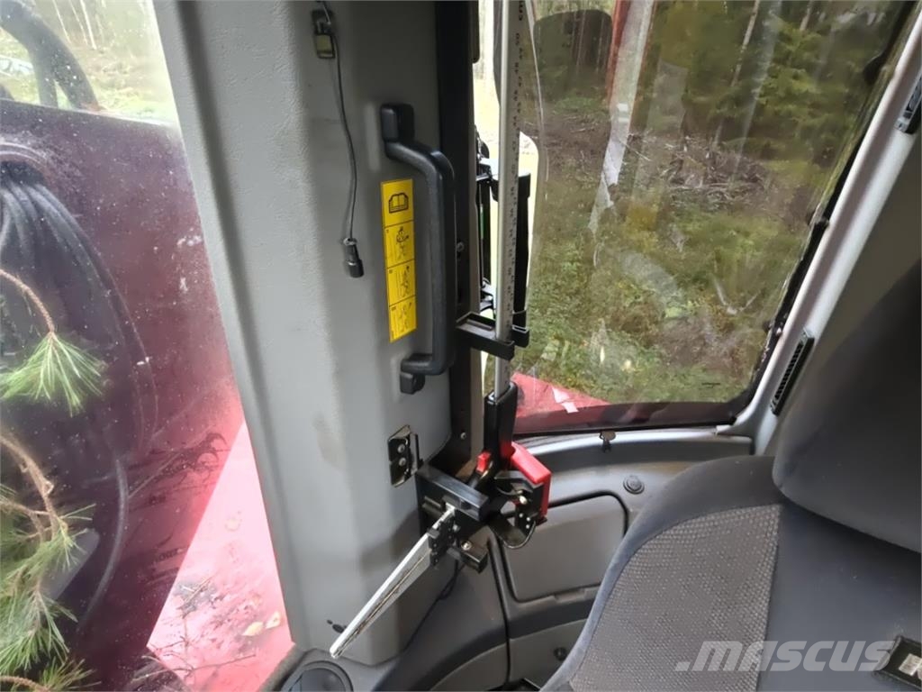 Komatsu XC901XC-5 Cosechadoras