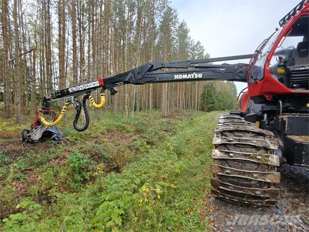 Komatsu XC901XC-5 Cosechadoras