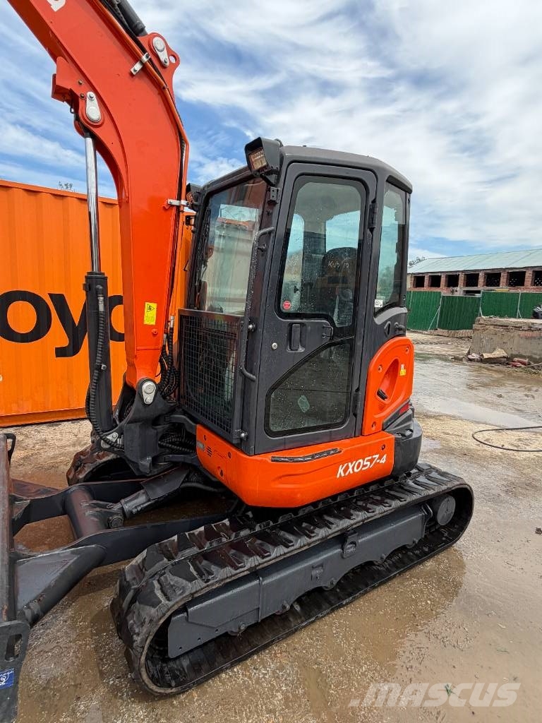 Kubota KX 057-4 حفارات صغيرة أقل من 7 طن (حفارات صغيرة)