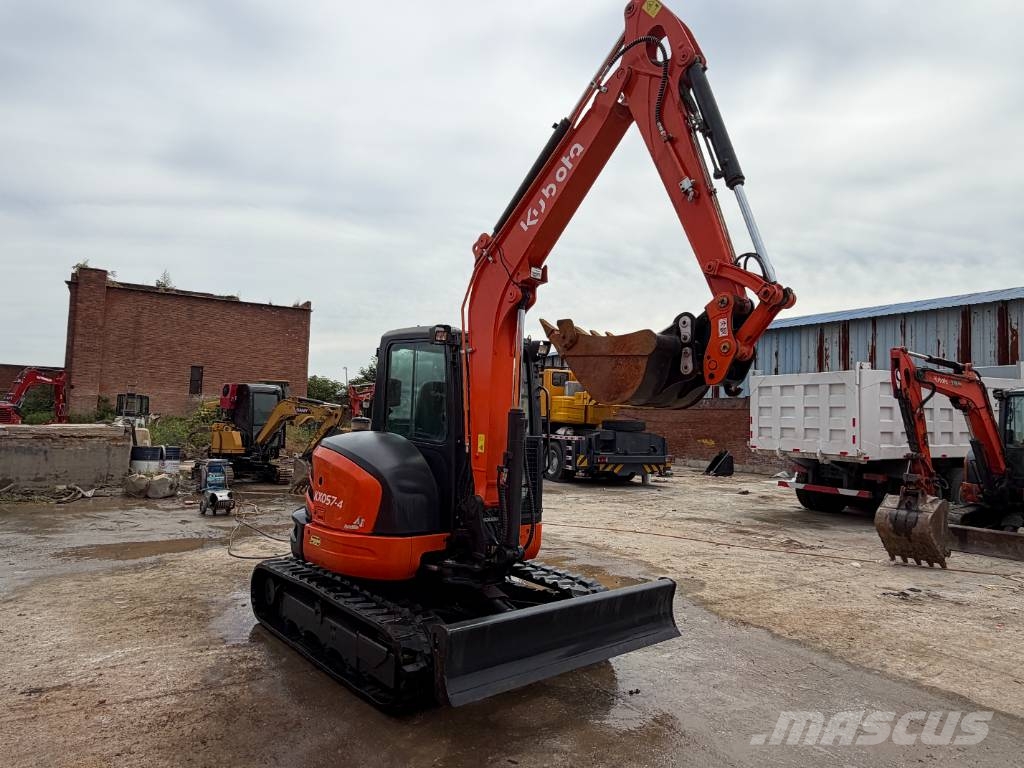 Kubota KX 057-4 حفارات صغيرة أقل من 7 طن (حفارات صغيرة)