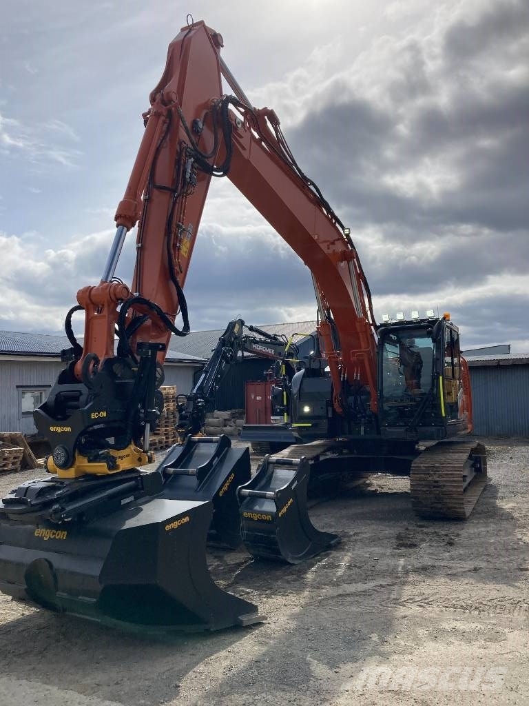 Hitachi ZX 225 US LC, 2022, Sweden - Used crawler excavators