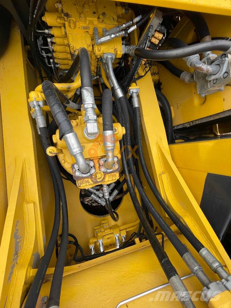 Komatsu PC 450 LC-8 Kāpurķēžu ekskavatori
