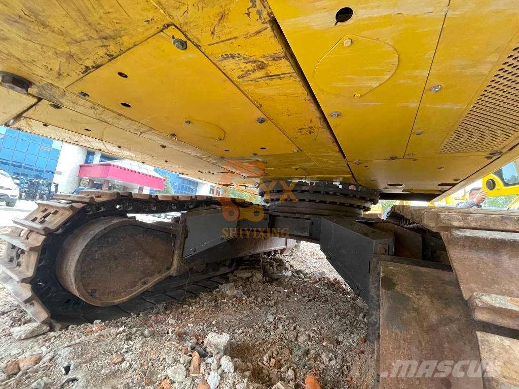 Komatsu PC 450 LC-8 Kāpurķēžu ekskavatori