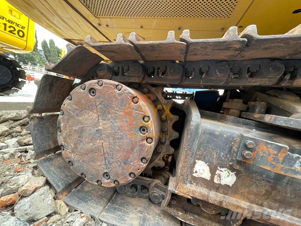 Komatsu PC 450 LC-8 Kāpurķēžu ekskavatori