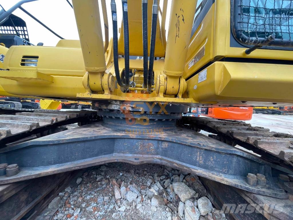 Komatsu PC 450 LC-8 Kāpurķēžu ekskavatori