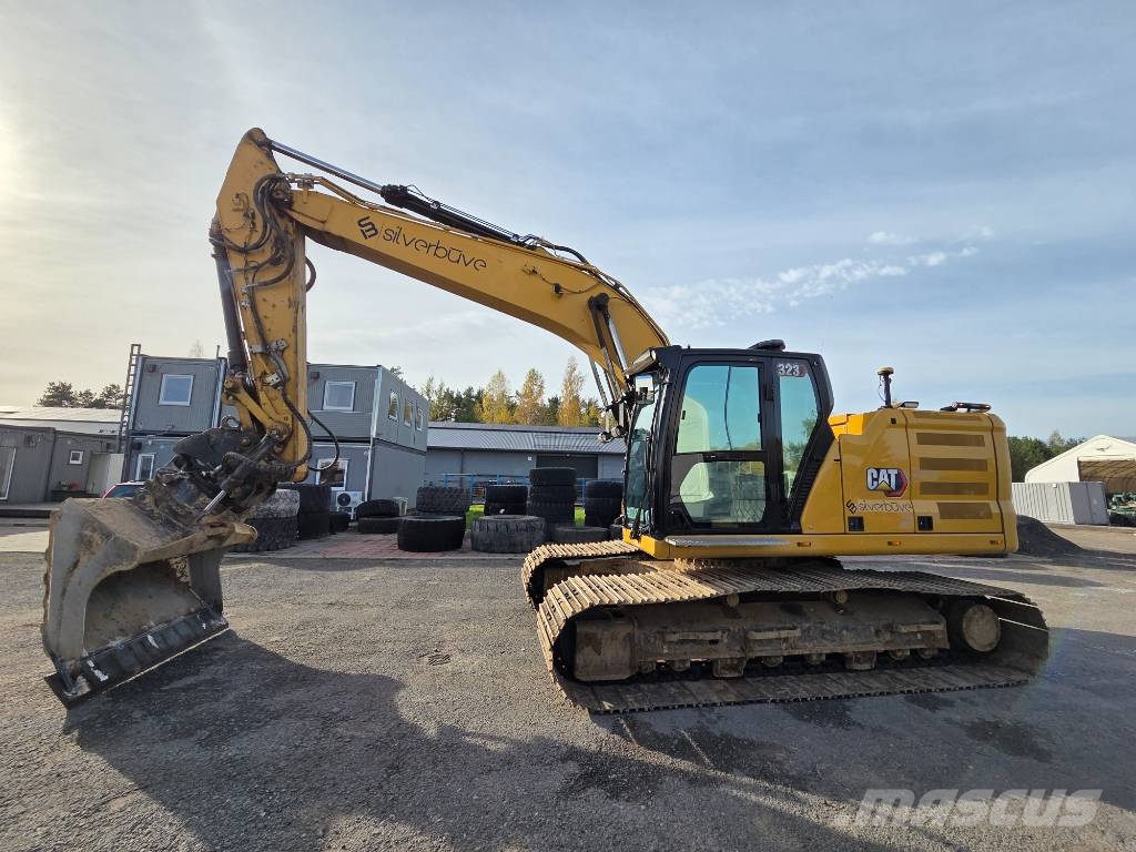 CAT 323 Kāpurķēžu ekskavatori