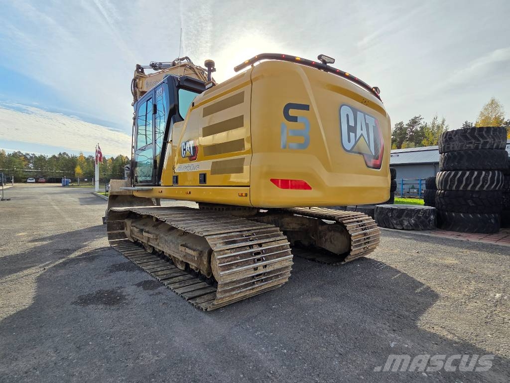CAT 323 Kāpurķēžu ekskavatori
