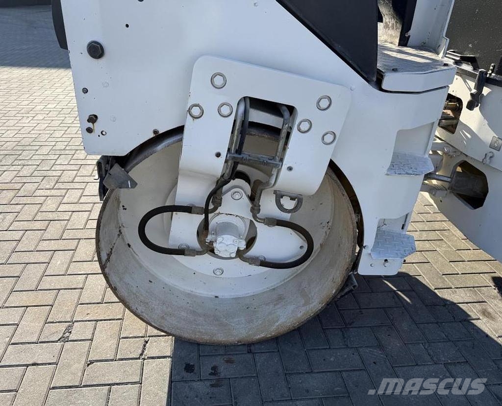 Bomag BW 135 AD-5 Twin drum rollers