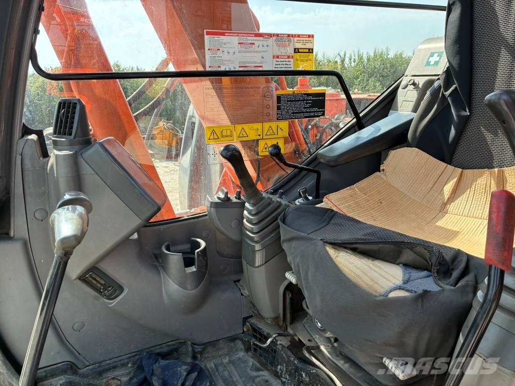 Hitachi ZX70-1 حفارات وسط 7 طن - 12 طن