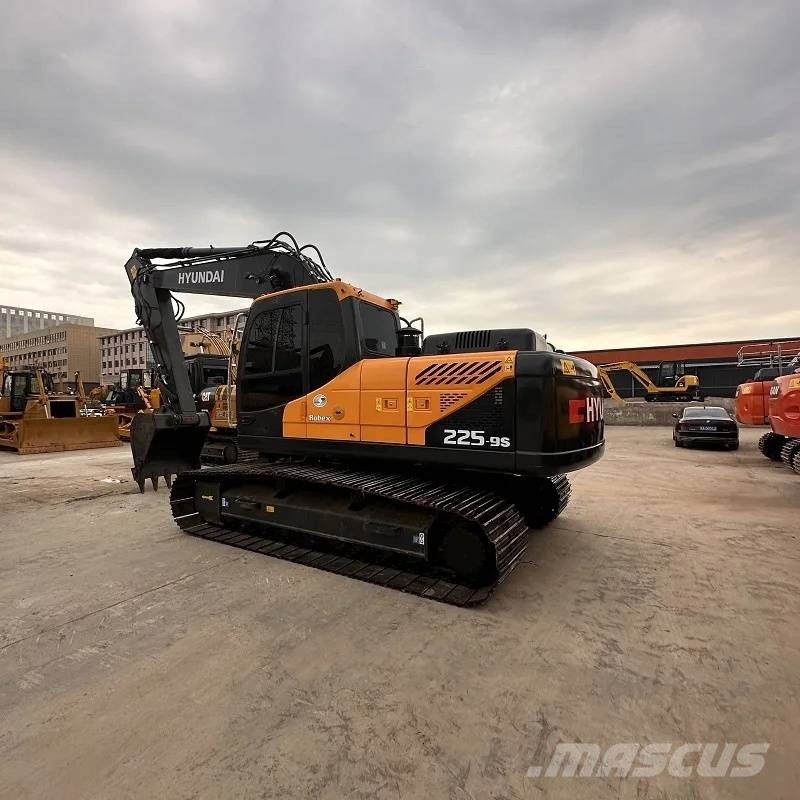 Hyundai 225 Bageri guseničari