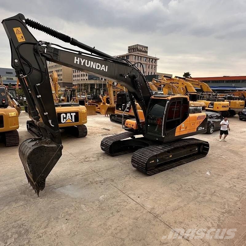 Hyundai 225 Bageri guseničari