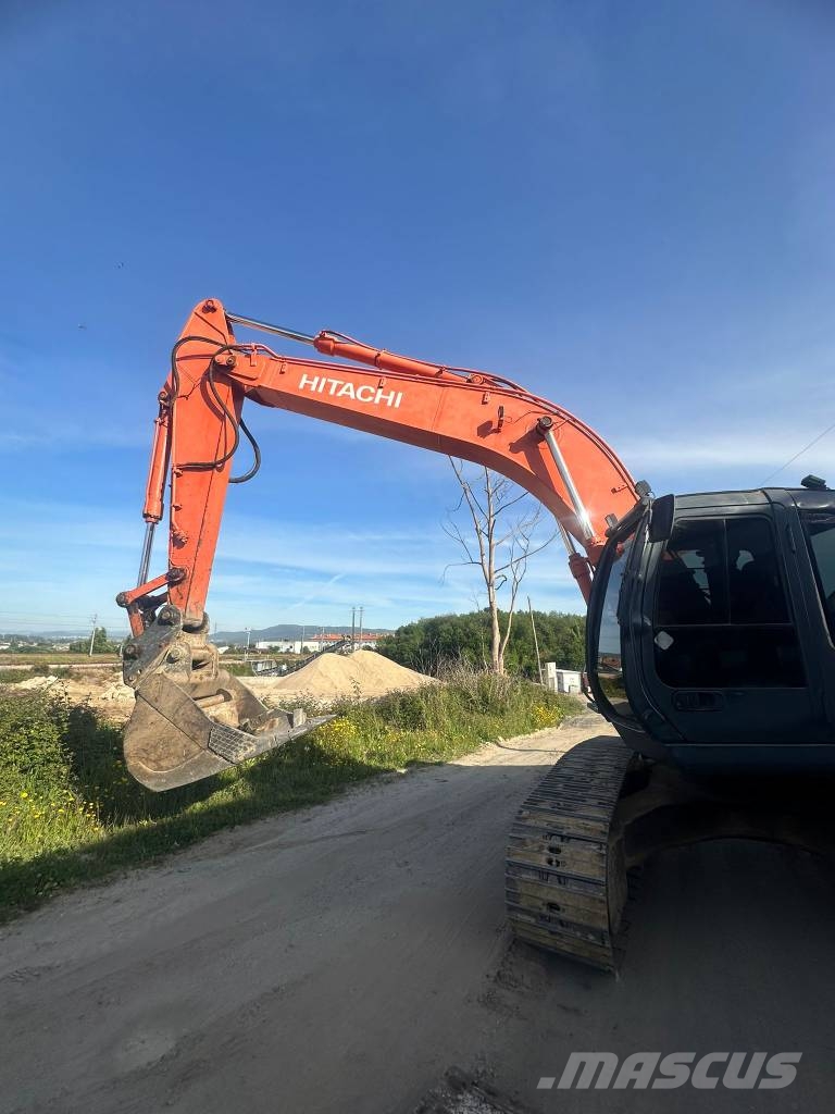 Hitachi ZX 250 حفارات زحافة