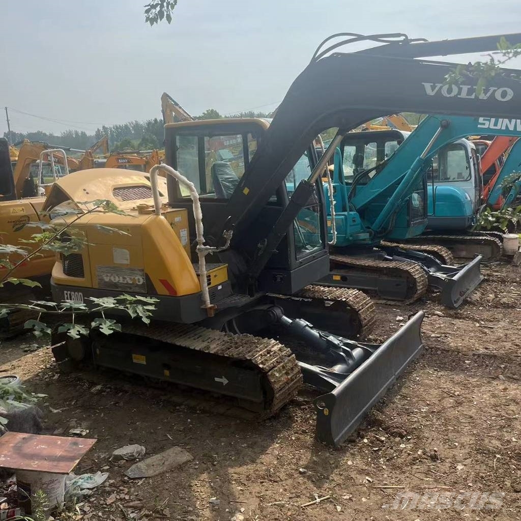 Volvo EC 80 D Paletli ekskavatörler