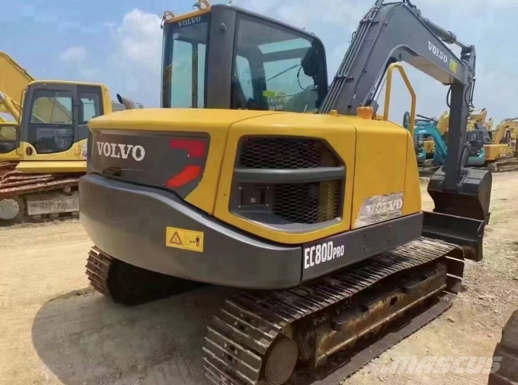 Volvo EC 80 D Paletli ekskavatörler