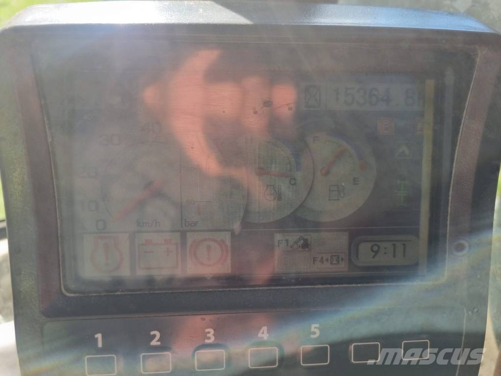 Hitachi ZX 190 Bagri na kolesih