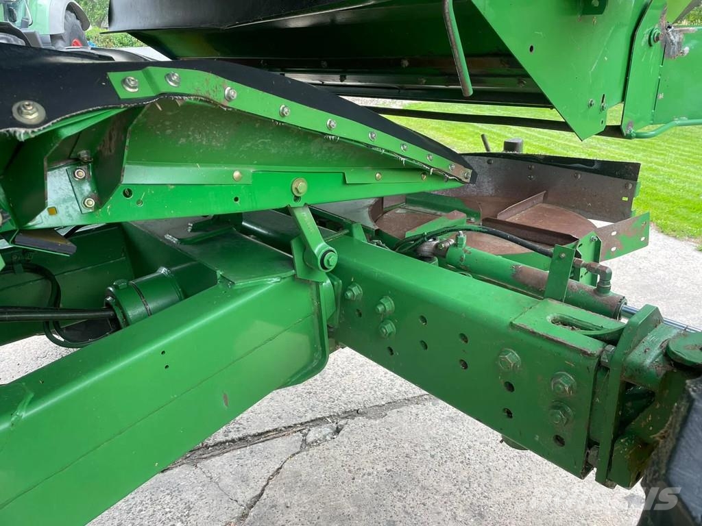 John Deere CTS Combine CTS Combine Hakselaar Airco 6.50 meter Зерноуборочные комбайны