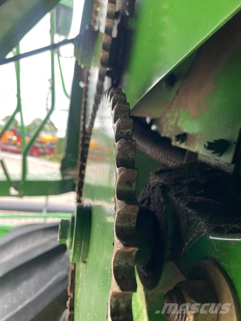 John Deere CTS Combine CTS Combine Hakselaar Airco 6.50 meter Зерноуборочные комбайны