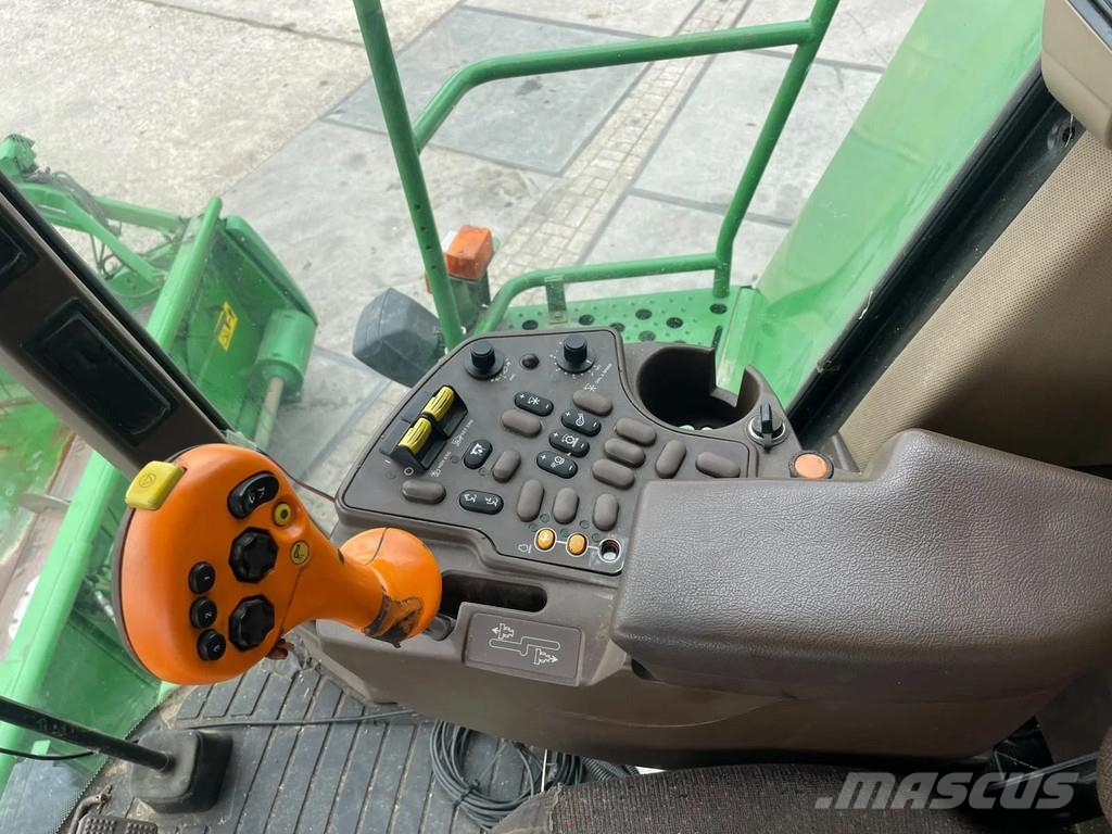 John Deere CTS Combine CTS Combine Hakselaar Airco 6.50 meter Зерноуборочные комбайны