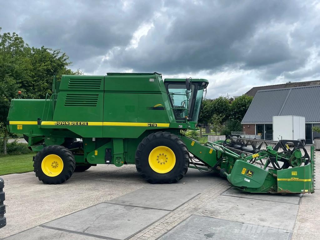 John Deere CTS Combine CTS Combine Hakselaar Airco 6.50 meter Зерноуборочные комбайны