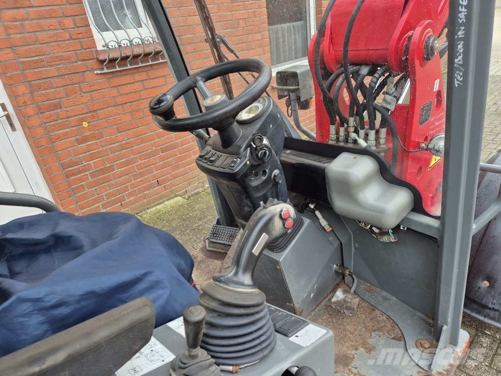 Weidemann 2070 LP CX 80 Hoflader / Teleskopradlader/Schäffer Telescopic wheel loaders