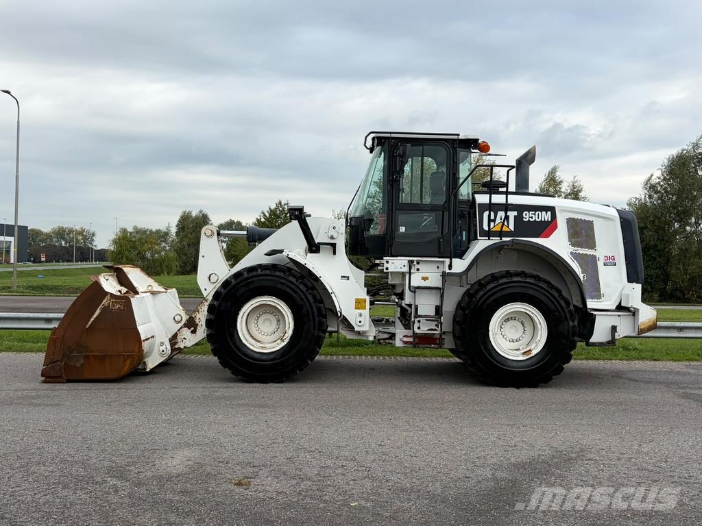 CAT 950M Wheel loaders