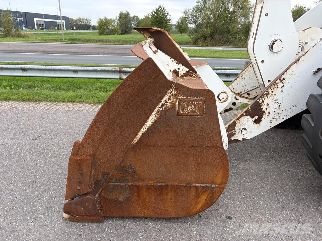 CAT 950M Wheel loaders